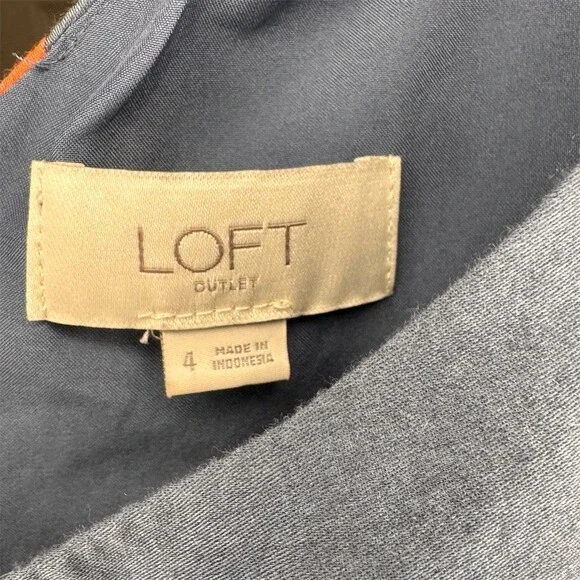 LOFT Dress Womens Size 4 Blue Floral Fit & Flare - Picture 2 of 8